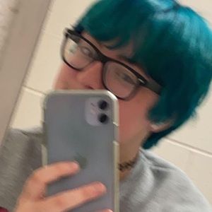 Meet your Posher, Kai